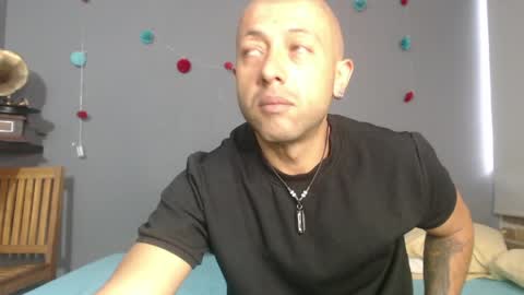 Snapshot of _bonnie__and_clyde chatting on 05-29-26, 10:30 _bonnie__and_clyde online show from 05-29-26, 10:30