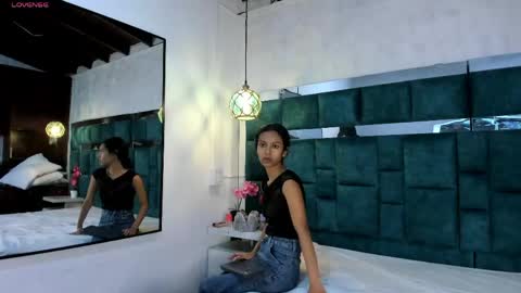 _bonnyandclyde online show from 05-21-26, 12:45