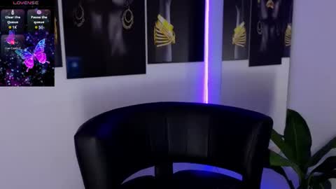 Brenna online show from 07-11-26, 07:05