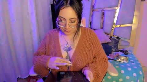 Angie  Independent model online show from 11-16-25, 03:23