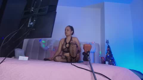 Britany online show from 12-23-25, 03:15