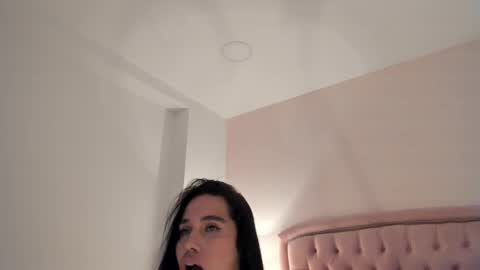 Snapshot of _cailyn chatting on 10-12-25, 09:03 cailyn online show from 10-12-25, 09:03