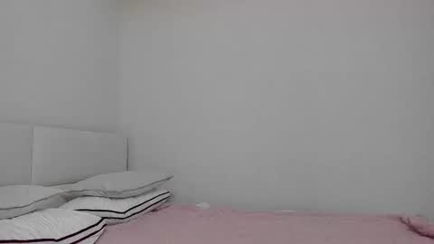   online show from 01-11-26, 12:04