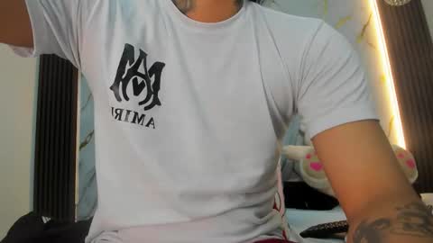 Snapshot of _cannabitch chatting on 02-17-26, 01:18 Shatta Sara online show from 02-17-26, 01:18