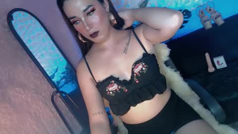 Caroline online show from 02-14-25, 07:07