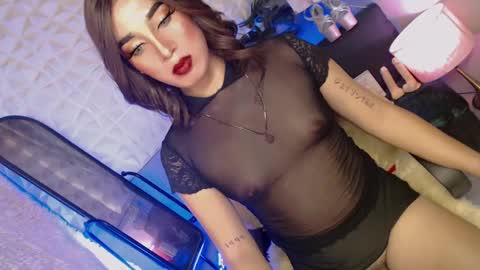 Caroline online show from 02-24-25, 04:49