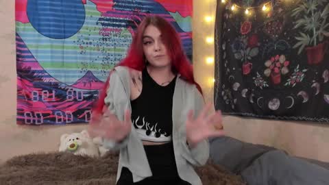 Caroline online show from 12-28-24, 11:52