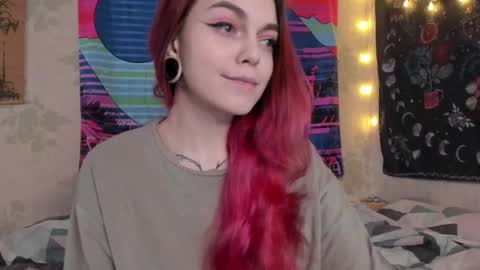 Caroline online show from 03-04-25, 01:59