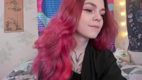 Caroline online show from 03-07-25, 11:51