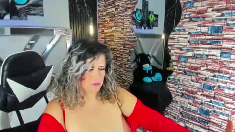 Snapshot of _casandra11 chatting on 01-05-25, 03:00 _casandra11 online show from 01-05-25, 03:00