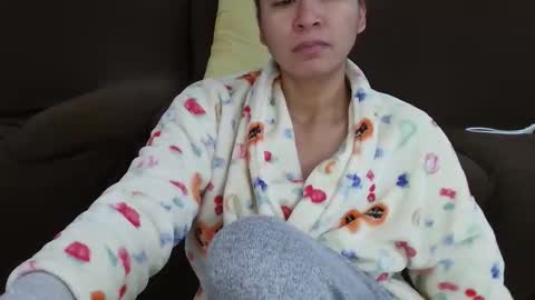 Snapshot of _cattleya1 chatting on 11-12-25, 09:32 cat online show from 11-12-25, 09:32