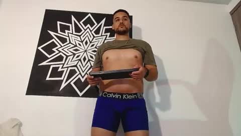 Snapshot of _christopher_dennis_ chatting on 07-04-26, 04:40 CRIS online show from 07-04-26, 04:40