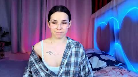 Cindy . online show from 02-04-26, 05:24