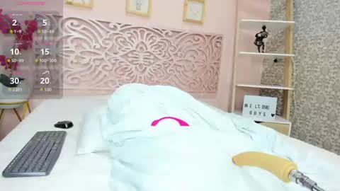 Snapshot of _cinnamon_star chatting on 06-23-26, 12:47 _cinnamon_star online show from 06-23-26, 12:47