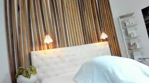Snapshot of _cinnamon_star chatting on 07-23-26, 12:47 _cinnamon_star online show from 07-23-26, 12:47