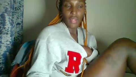 Snapshot of _clara01 chatting on 01-17-25, 05:53 clara online show from 01-17-25, 05:53