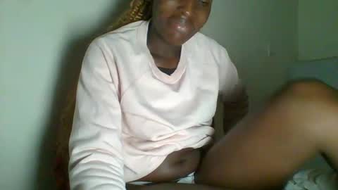 Snapshot of _clara01 chatting on 01-29-25, 06:01 clara online show from 01-29-25, 06:01