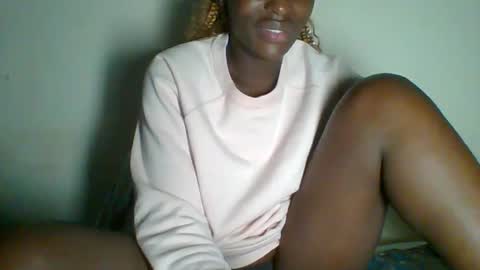 Snapshot of _clara01 chatting on 02-07-25, 08:42 clara online show from 02-07-25, 08:42