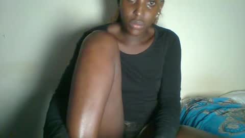 Snapshot of _clara01 chatting on 02-09-25, 01:14 clara online show from 02-09-25, 01:14