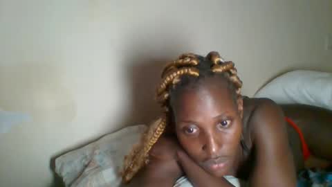 Snapshot of _clara01 chatting on 02-14-25, 12:03 clara online show from 02-14-25, 12:03