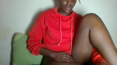 Snapshot of _clara01 chatting on 02-28-25, 07:37 clara online show from 02-28-25, 07:37