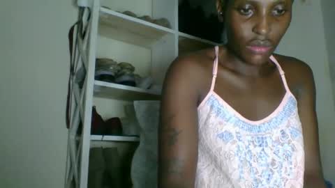 clara online show from 05-25-26, 07:14