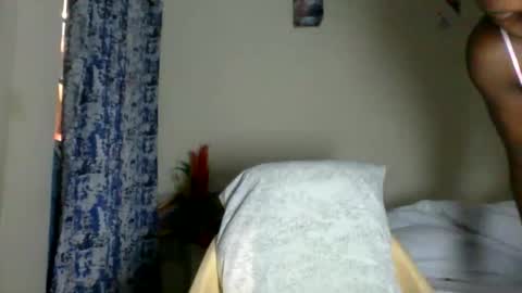 Snapshot of _clara01 chatting on 06-08-26, 04:24 clara online show from 06-08-26, 04:24