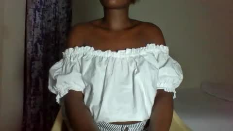 Snapshot of _clara01 chatting on 06-10-26, 06:40 clara online show from 06-10-26, 06:40