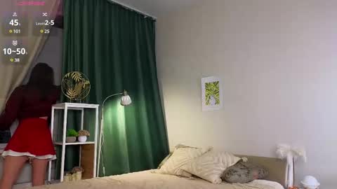 Snapshot of _curlydream_ chatting on 02-20-25, 03:08 Alice online show from 02-20-25, 03:08