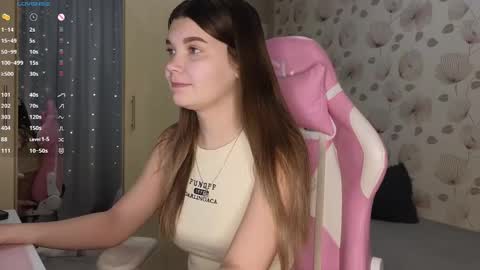 _cute_ice online show from 03-10-25, 05:22