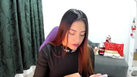 Katherine   Shedule  10pm -4 am  Colombia hour online show from 11-23-25, 02:55