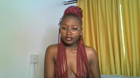 Snapshot of _cutestephanie chatting on 12-14-25, 01:16 STEPH online show from 12-14-25, 01:16