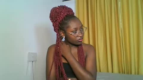 Snapshot of _cutestephanie chatting on 12-15-25, 01:26 STEPH online show from 12-15-25, 01:26