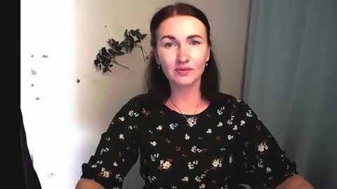 Snapshot of _cutie_and_shy_ chatting on 06-10-26, 07:18 _cutie_and_shy_ online show from 06-10-26, 07:18