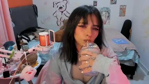 Pao online show from 10-20-25, 04:02