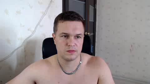 Snapshot of _de8ell_ chatting on 05-10-26, 12:21 Daniel online show from 05-10-26, 12:21