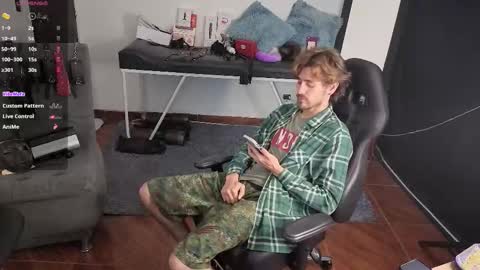 delacruz online show from 11-02-25, 03:47