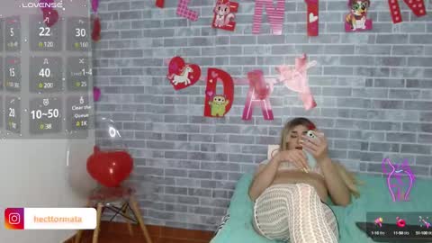 Snapshot of _deliciousboy chatting on 02-09-25, 01:11 Santy online show from 02-09-25, 01:11