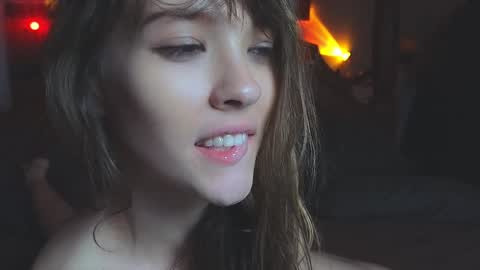 Snapshot of _demi_dee_ chatting on 12-25-24, 11:22 DemiDee online show from 12-25-24, 11:22