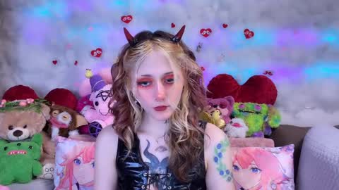 Kate online show from 04-04-26, 05:43