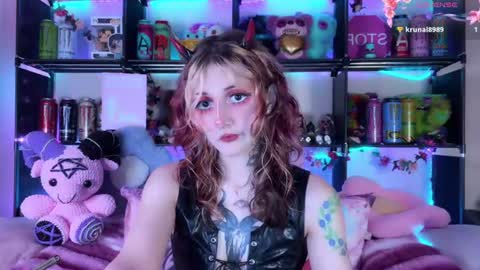 Snapshot of _devilbaby chatting on 07-09-26, 06:34 Kate online show from 07-09-26, 06:34