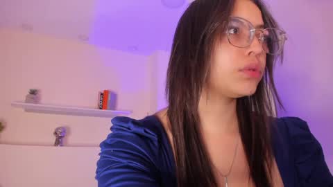 Abril online show from 04-16-26, 12:44