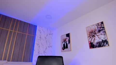 Abril online show from 04-18-26, 07:58