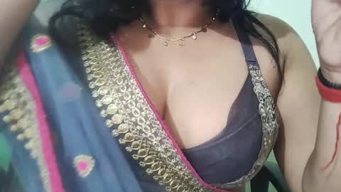 Snapshot of _dreamgirl_0 chatting on 03-01-26, 11:40 _dreamgirl_0 online show from 03-01-26, 11:40