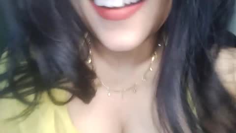 _dreamgirl_0 online show from 04-23-26, 12:40