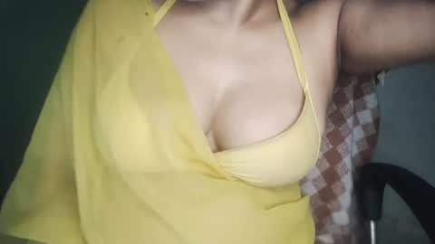 _dreamgirl_0 online show from 06-10-26, 11:46