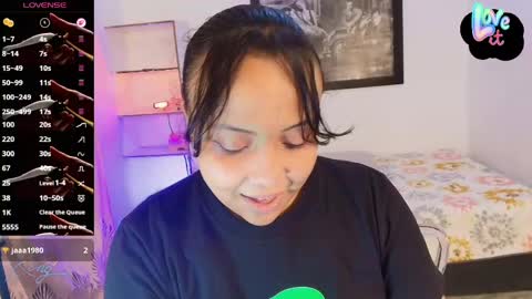 Snapshot of _eilish chatting on 04-28-26, 08:36 _eilish online show from 04-28-26, 08:36