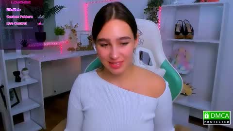 Lizzy  online show from 11-26-25, 09:27