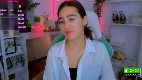 Lizzy  online show from 12-19-25, 10:17