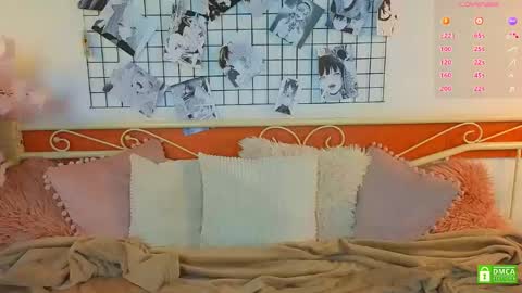 Snapshot of _eliizabeth__ chatting on 05-13-26, 01:47 Lizzy online show from 05-13-26, 01:47